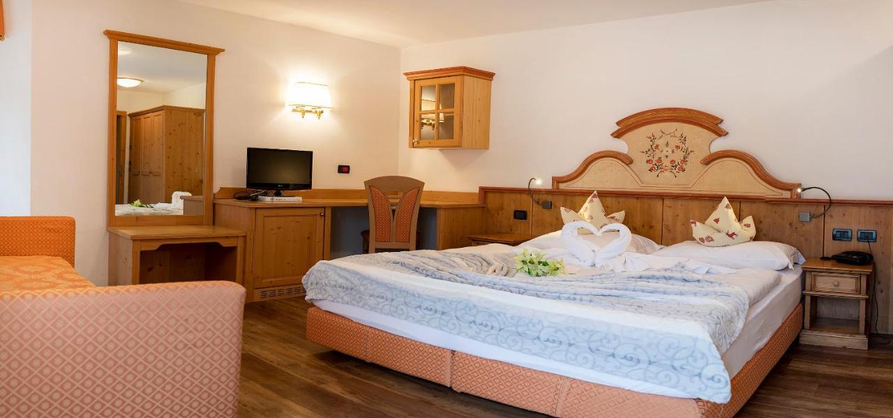 Nature Wellness Hotel Renato Виго-ди-Фасса Экстерьер фото