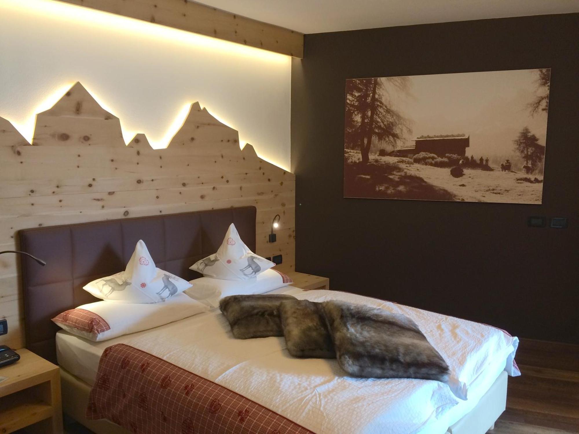 Nature Wellness Hotel Renato Виго-ди-Фасса Номер фото